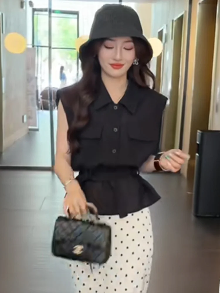 

Faionable Pure Color Single Button irt Svel Layering Vest Casual Slimming Korean Sle Straight Cut Silk Top