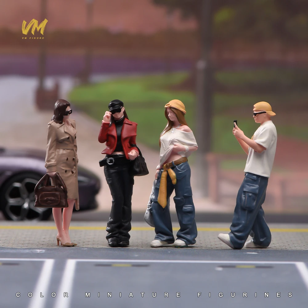 Painted Miniatures 1/87 1/64 1/43 1/24 1/18 Trendy Photography Couple Fashion Model FigureMini Doll Street Scene Props Decor