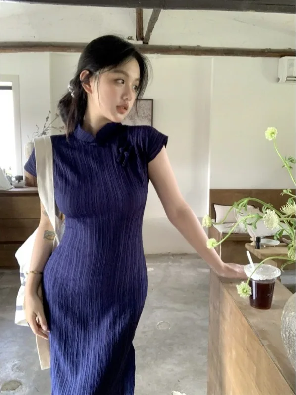 

Elegant New Chinese Style Women's Long Qipao Dress in Royal Blue Cotton Polyester Blend Summer Fashion High Slit Short Sleeve