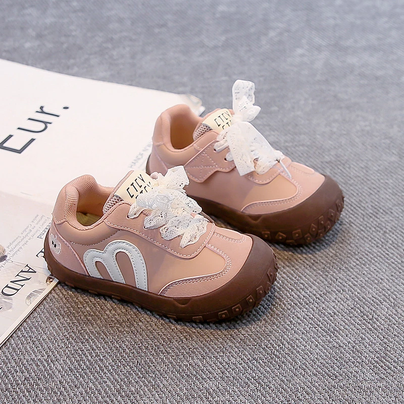 

Children's Simple and Comfortable Sports Shoes 2025 New Breathable Boys and Girls Versatile Non-slip Children's Shoes
