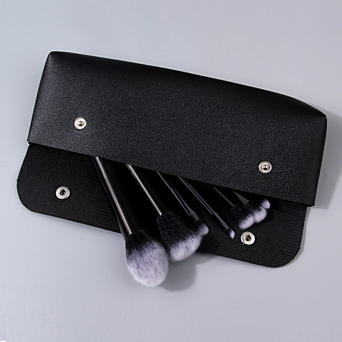 19PCS multi-purpose makeup brush set + soft mini sponge egg/triangular powder puff + travel portable storage bag