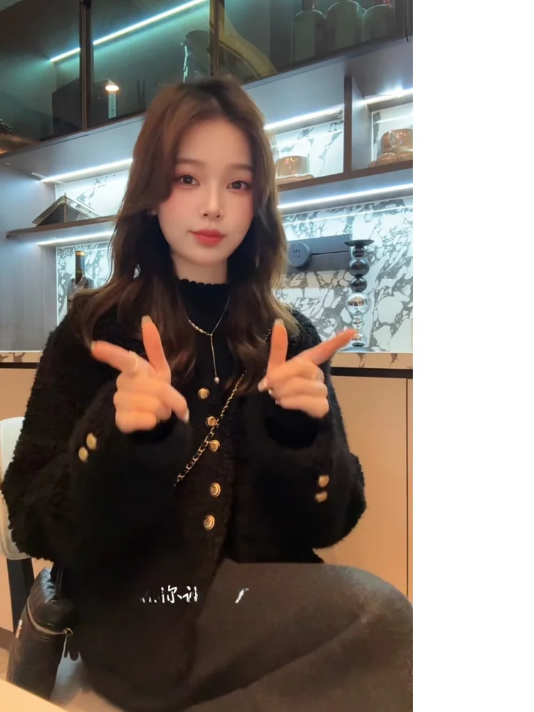 

Мягкое плюшевое пальто Xuanxuanchen в французском стиле, утепленное, с длинными рукавами, осенне-зимняя верхняя одежда класса люкс