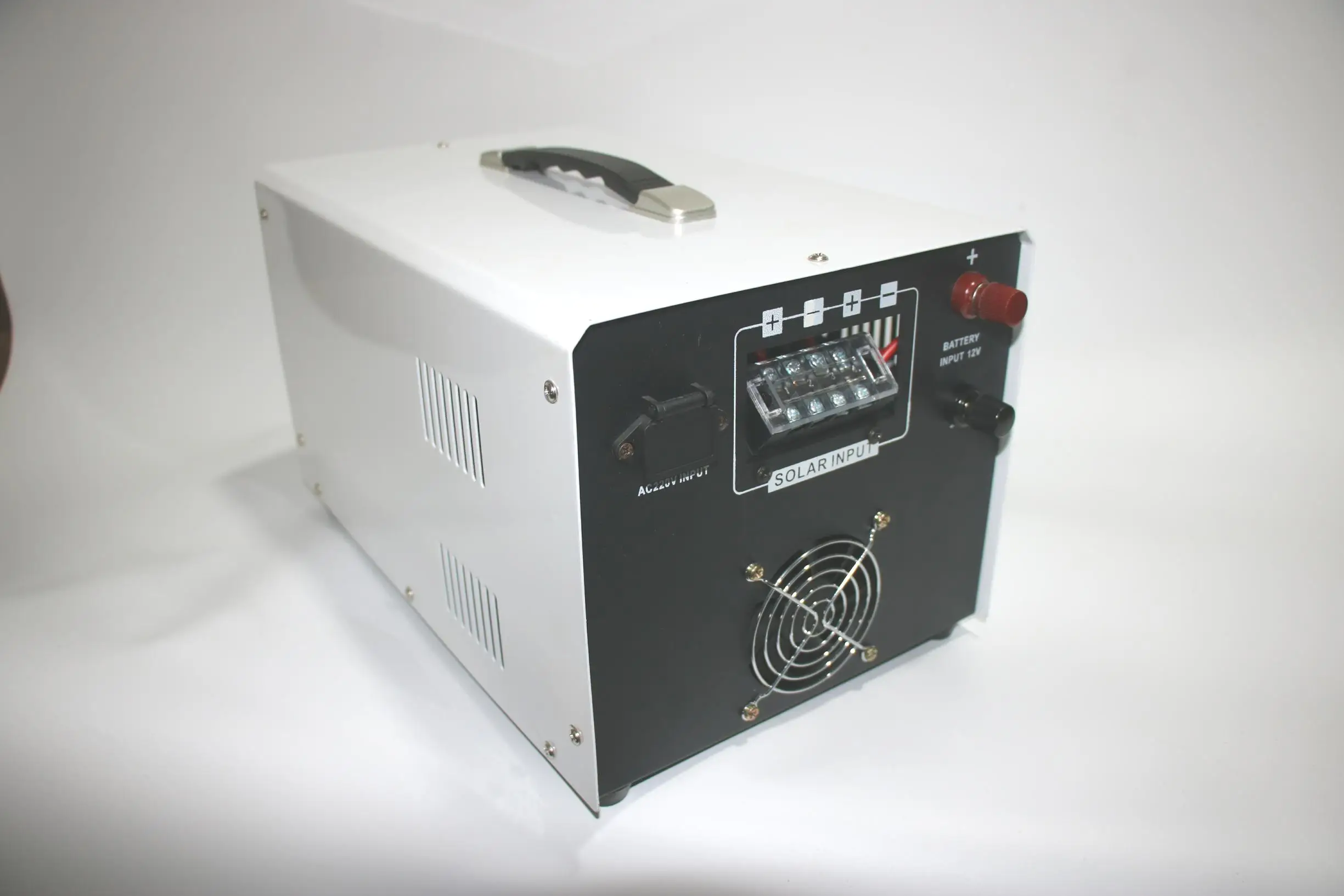 Inversor solar automático 2000W para carregamento doméstico