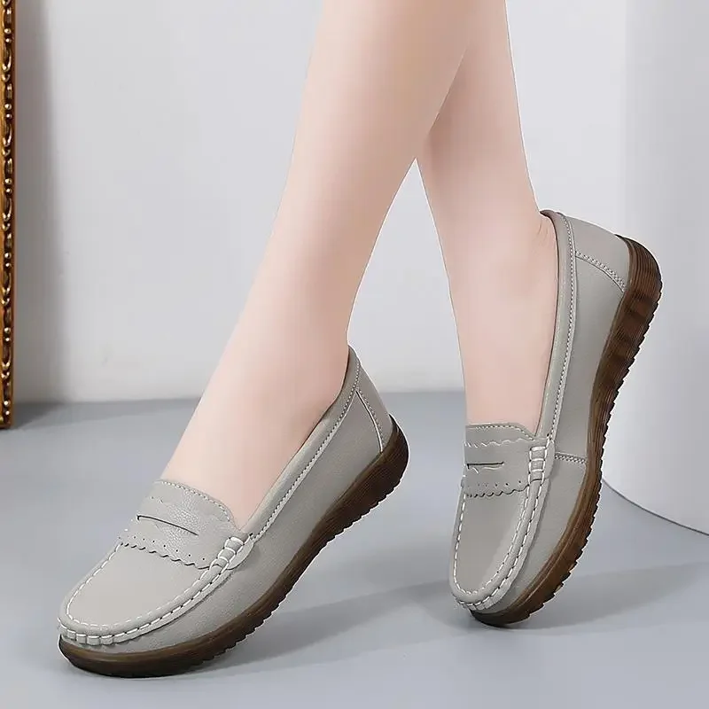 Genuine Leather Moccasins Women's Summer Slip-on Soft Bottom Comfortable Wide Feet Moccasins Flat Loafers