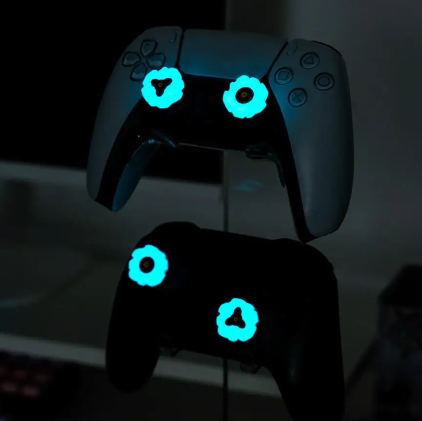 مضيئة سيليكون عصا التحكم غطاء حامي لسوني PS5 PS4 PS3 Xbox One سليم سلسلة X/S التبديل برو متحكم الأصابع قبضة غطاء