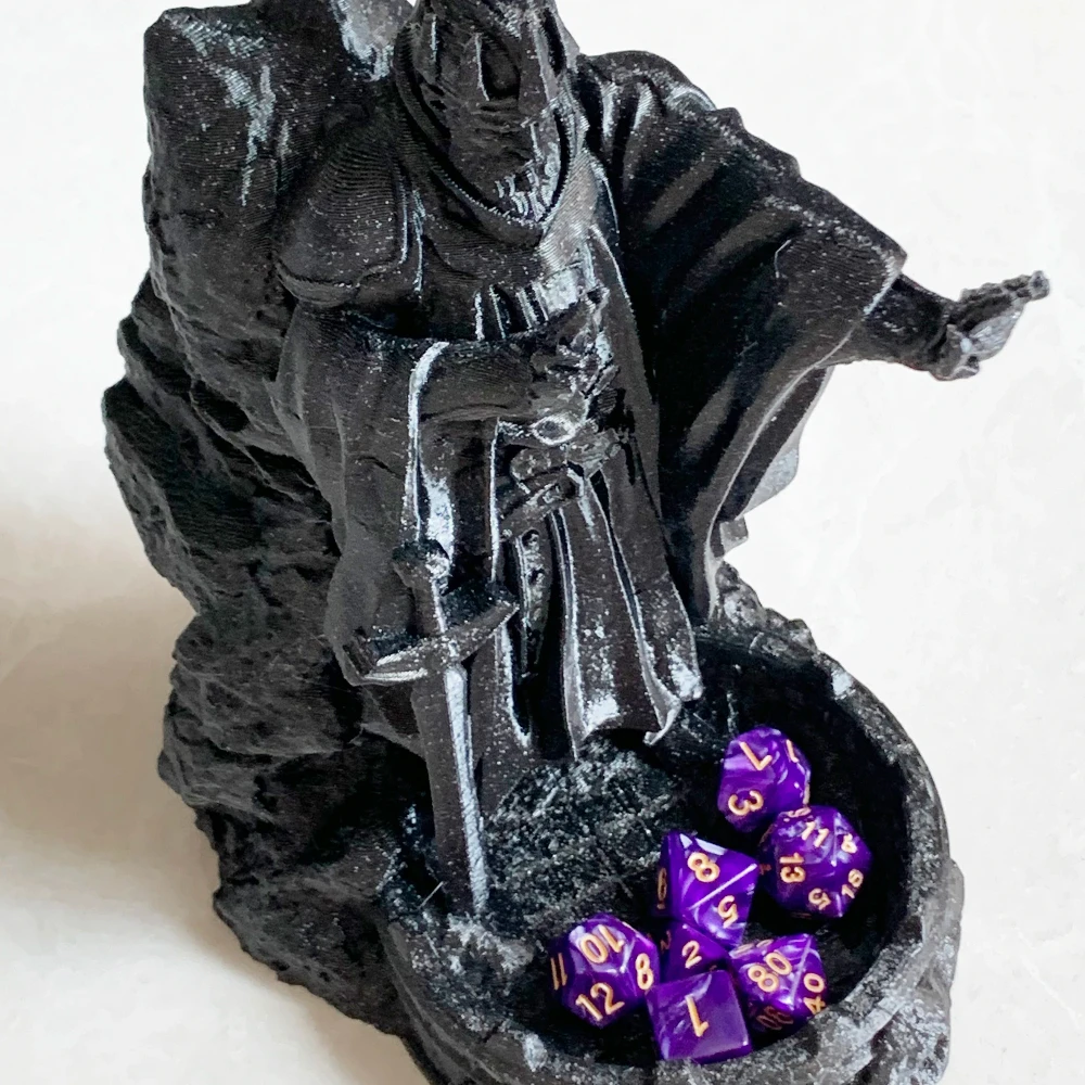 Cthulhu Dice Tower God Emperor Statue Board Game, Dragons and Underground DND, DND for Arcade Prizes