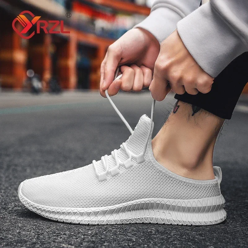 YRZL Zapatillas Casaul para Hombre Zapatos de Malla Transpirables Antideslizantes Ligeros Medias Zapatillas Mocasines de Verano al Aire Libre Zapato Pigre para Hombres