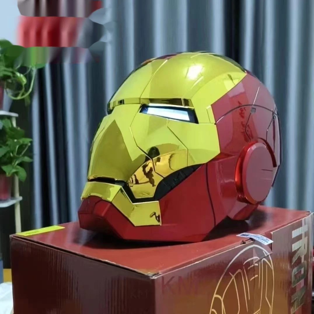 Nieuwe Iron Man-helm Zwart Goud Zwart Zilver Elektrische helm Spraakgestuurde stemmachinehelm Beweegbaar masker Trendy collectie