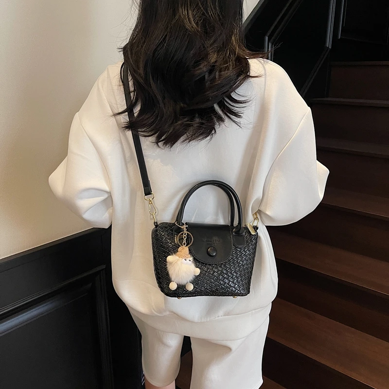 

Light Luxury Women's Handbag and Messenger Bag - Fashion, Multifunctional, Advanced Feeling, Delicate, Daily Commuting