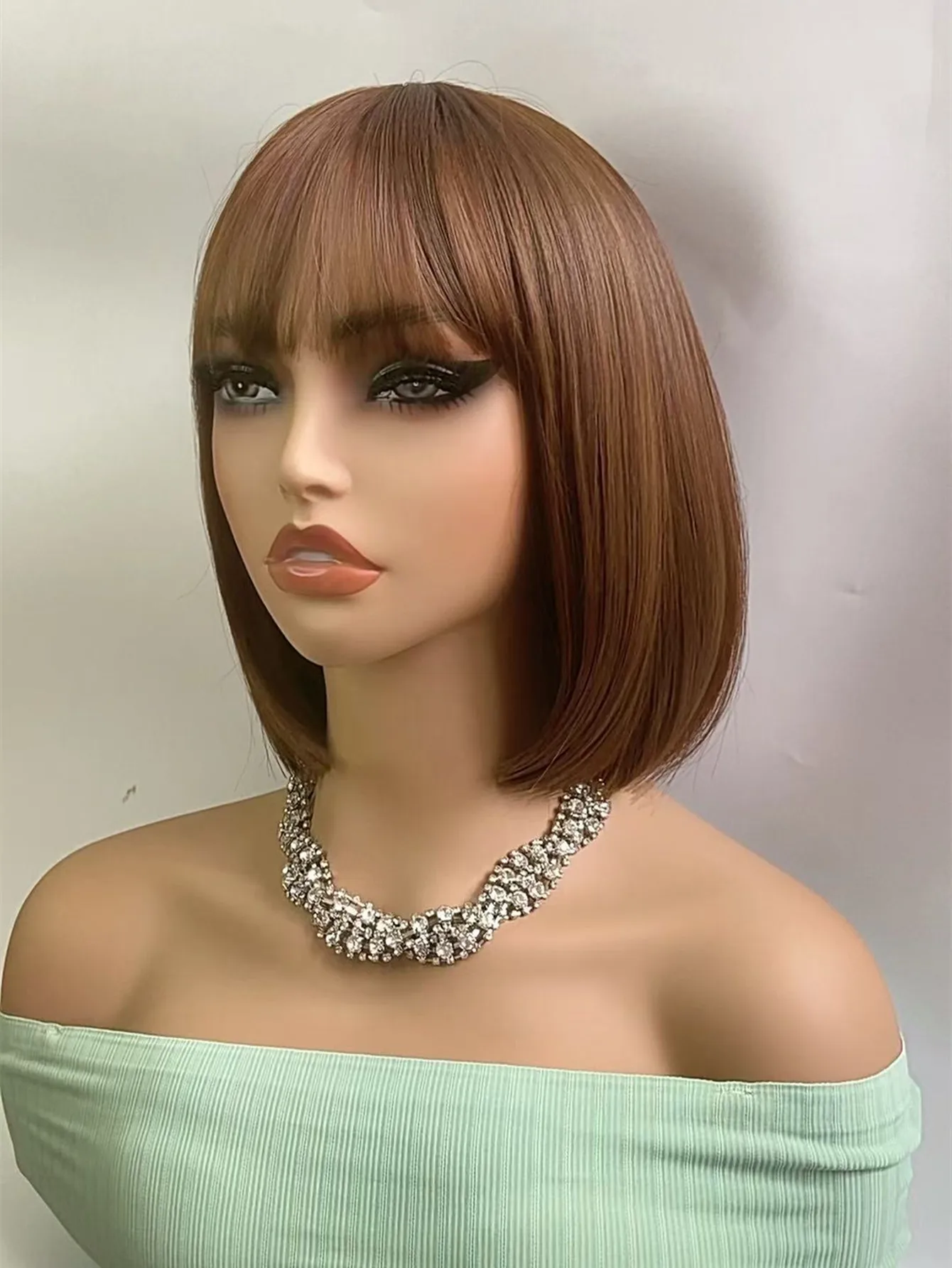 

Светло-коричневые синтетические парики, прямой короткий боб с челкой, парик для белых женщин, корейский повседневный косплей, термостойкие волосы