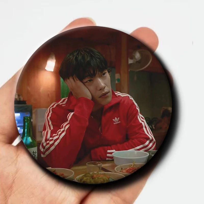 1PC Tin Kim Geon woo Hong Woo jin Korean Drama Soft Button Pin Bloodhounds Brooch Badge Bag Decor