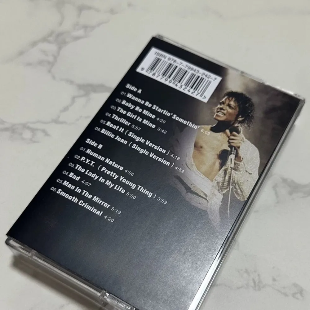 أشرطة كاسيت مايكل جاكسون ألبوم مثير وتاريخي المزدوج - جديد تمامًا - ألحان كلاسيكية ملك البوب لهواة الجمع والمعجبين