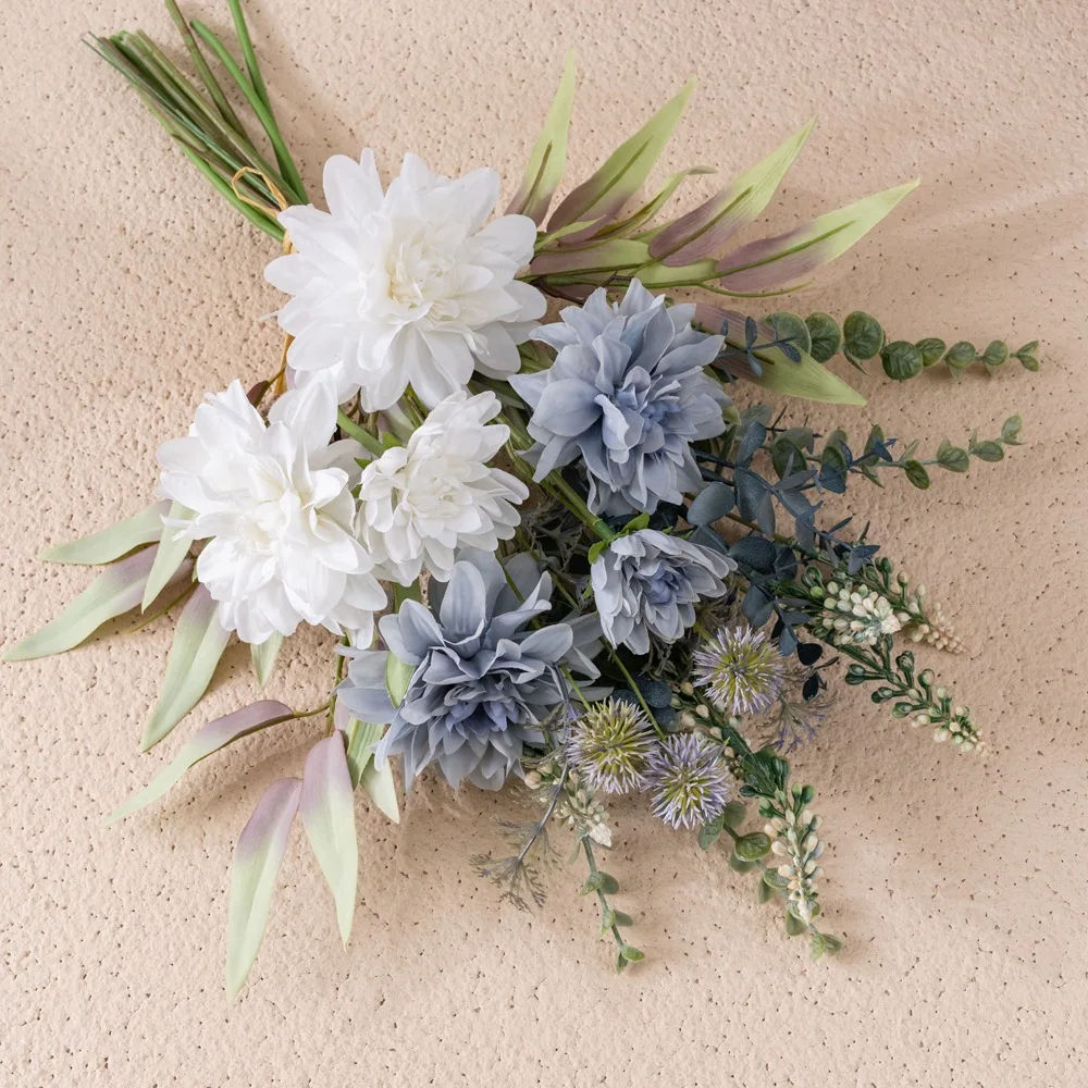 

Wholesale of Dahlia White Blue Eucalyptus Bouquet Fake Flowers Wedding Home Decoration Simulated Flowers by Manufacturers