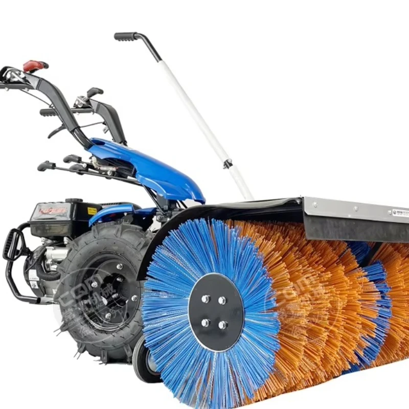 

Manual start Electric start Snow plow Road snow plow Snowblower Roller brush Snow plow
