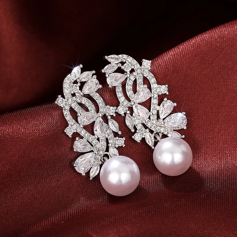 Huitan Elegant Lady Wedding Earrings with Simulated Pearl Graceful Accessories for Engagement Brilliant Zirconia Pendant Jewelry