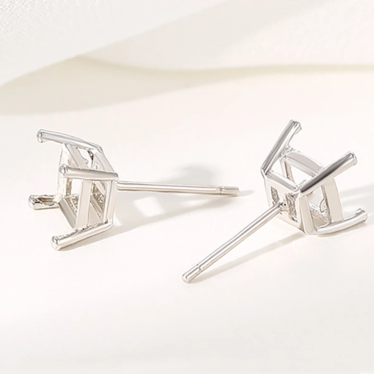 S925 Silver Four Claws Blank Base Women's Ear Studs Empty Support Fit 4/5/6/7mm Square Cabochon DIY Charm Jewelry Making