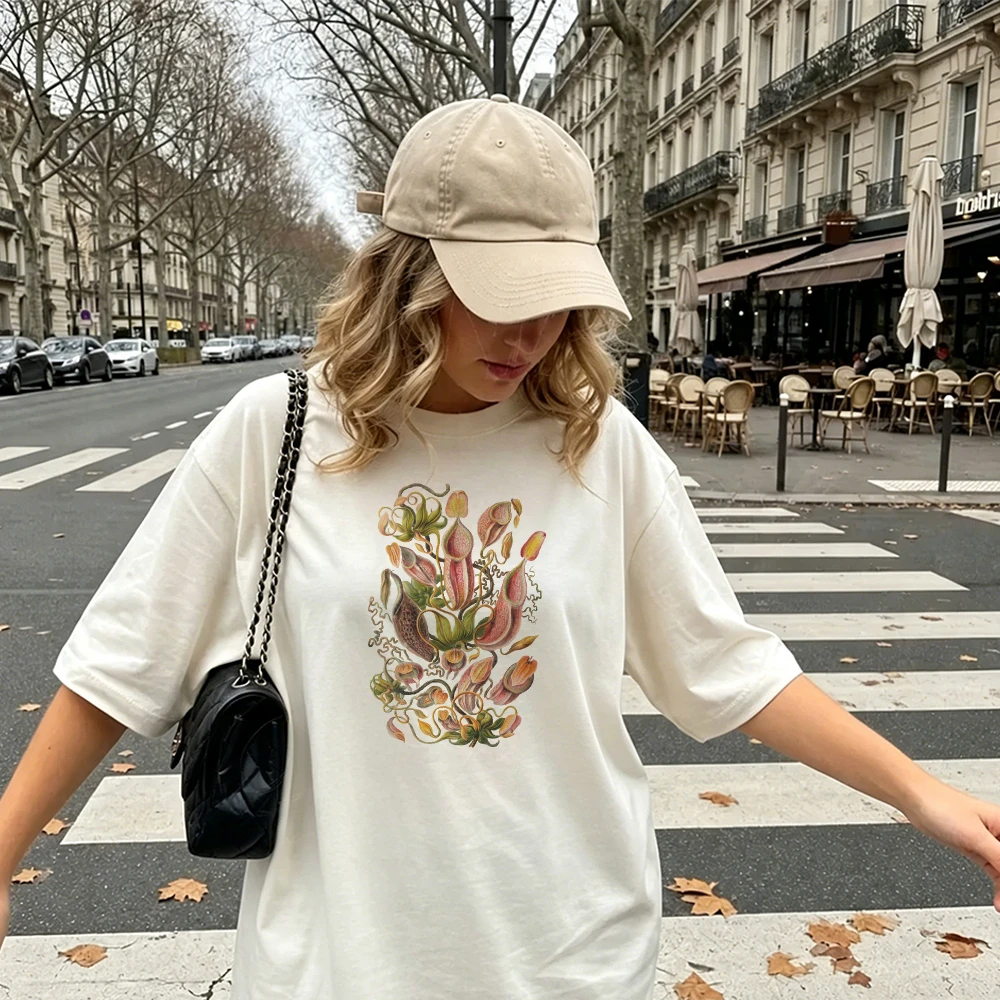 Vintage Pitcher Plant Carnivorous Flower Watercolor Sketch Women Men Summer Short Sleeve Botanical Jungle Plant Aesthetic Tee