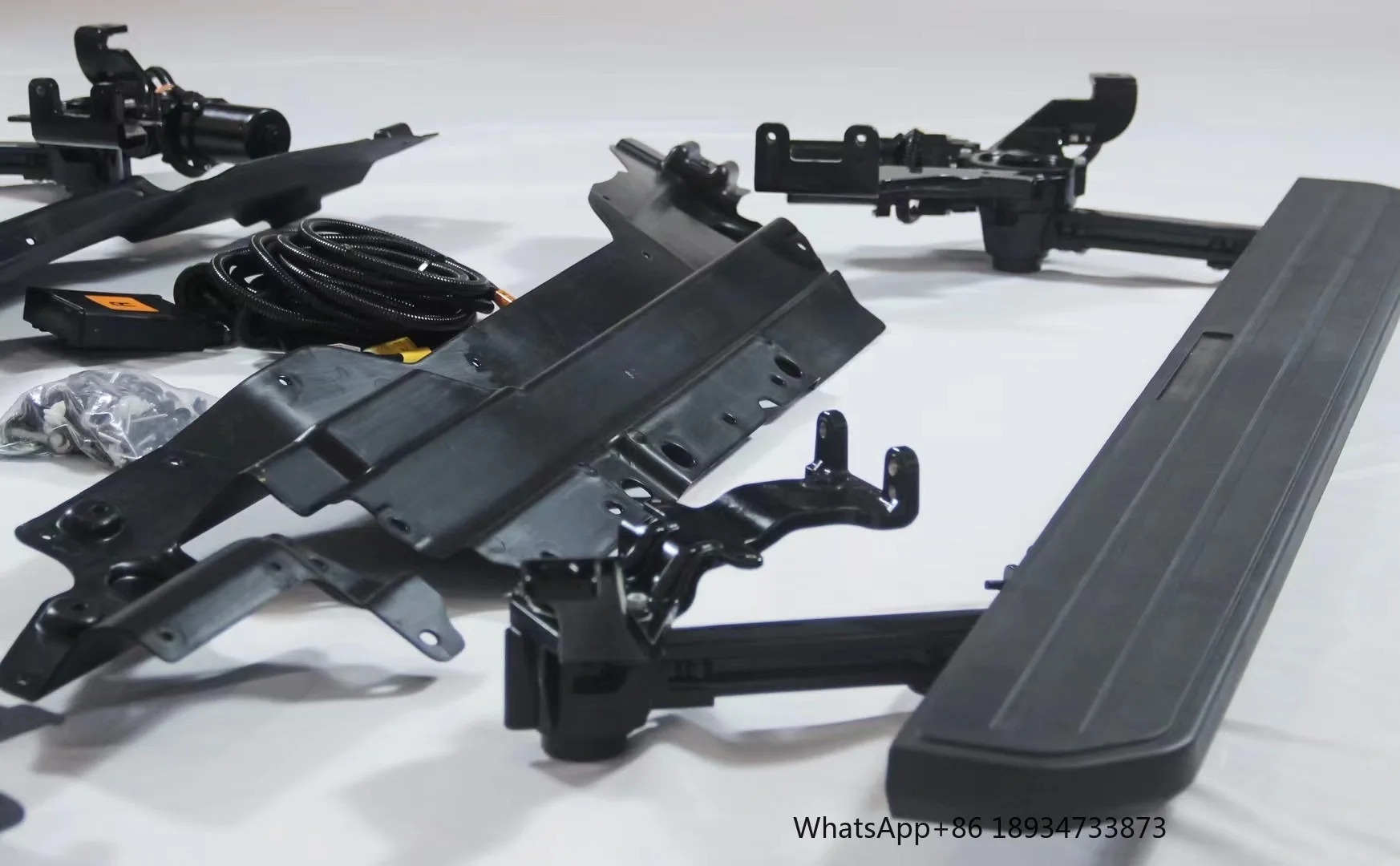 لوحة تشغيل كهربائية خارجية أخرى شريط Nerf كهربائي بخطوة جانبية لسيارة Land Rover Defender 90 110 2020 2021 2022 2023