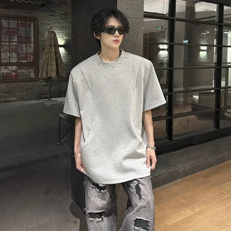 LUZHEN 2026 Summer Rivet Metal Decorate Round Neck Shoulder Pad T-shirts Men Fashion Solid Color Casual Short Sleeve Tops JY7195