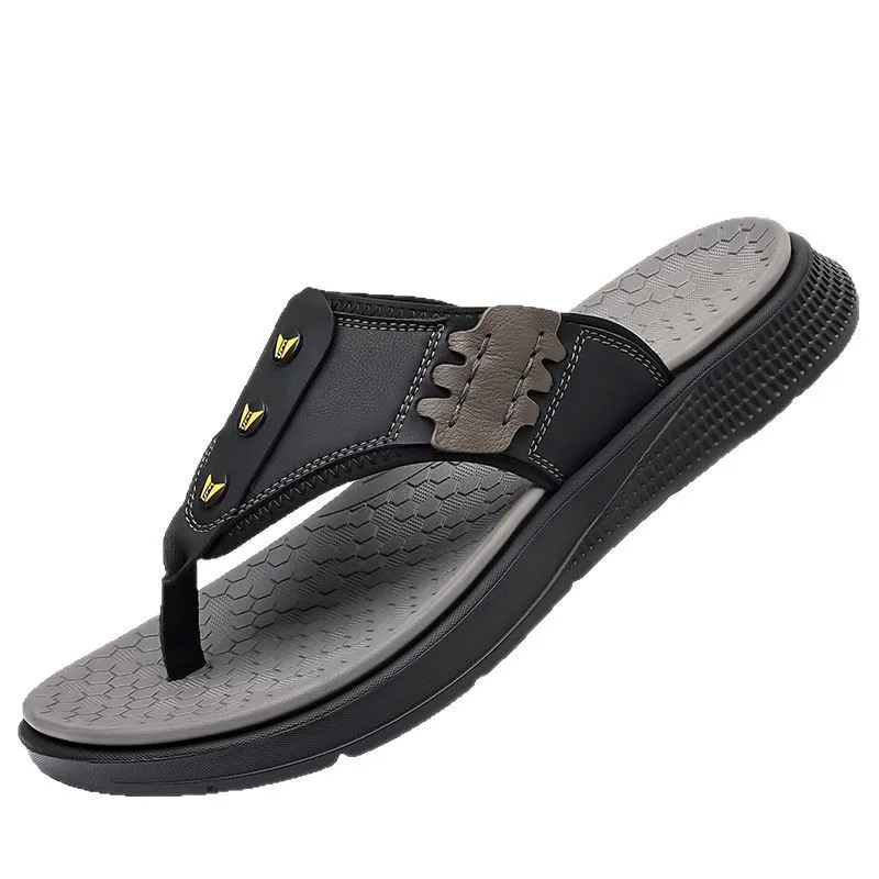 

Summer New Designer Antiskid Soft Sole Flip Flops for Men Fashion Casual Leather Slippers Male Outwear Beach Shoes Man