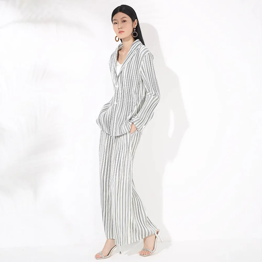 

Miyake Style Pleated High-end Suit Collar Striped Suit Fashionable Casual Commuter Jacket Draped Wide-leg Pants Two-piece Set