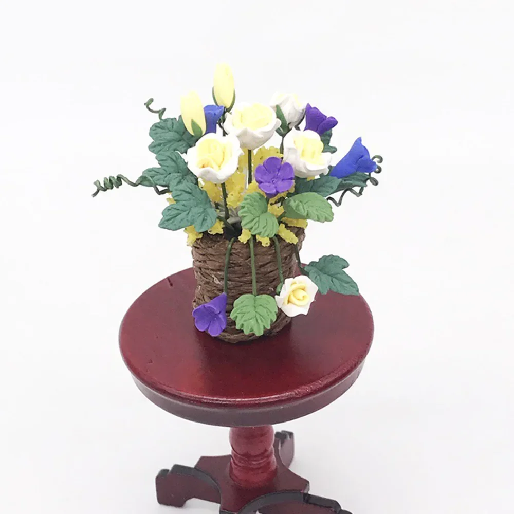 Accessori in miniatura per casa delle bambole 1/12 Mini pianta in vaso Rosa gialla Modello di fiore di simulazione Giocattoli per la decorazione della casa delle bambole