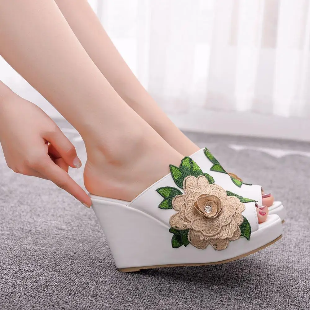 Queen Black White Peep Toe Platform Wedges Sandals Wedges High Heels Slippers Beach Sandals For Women Lace Flower