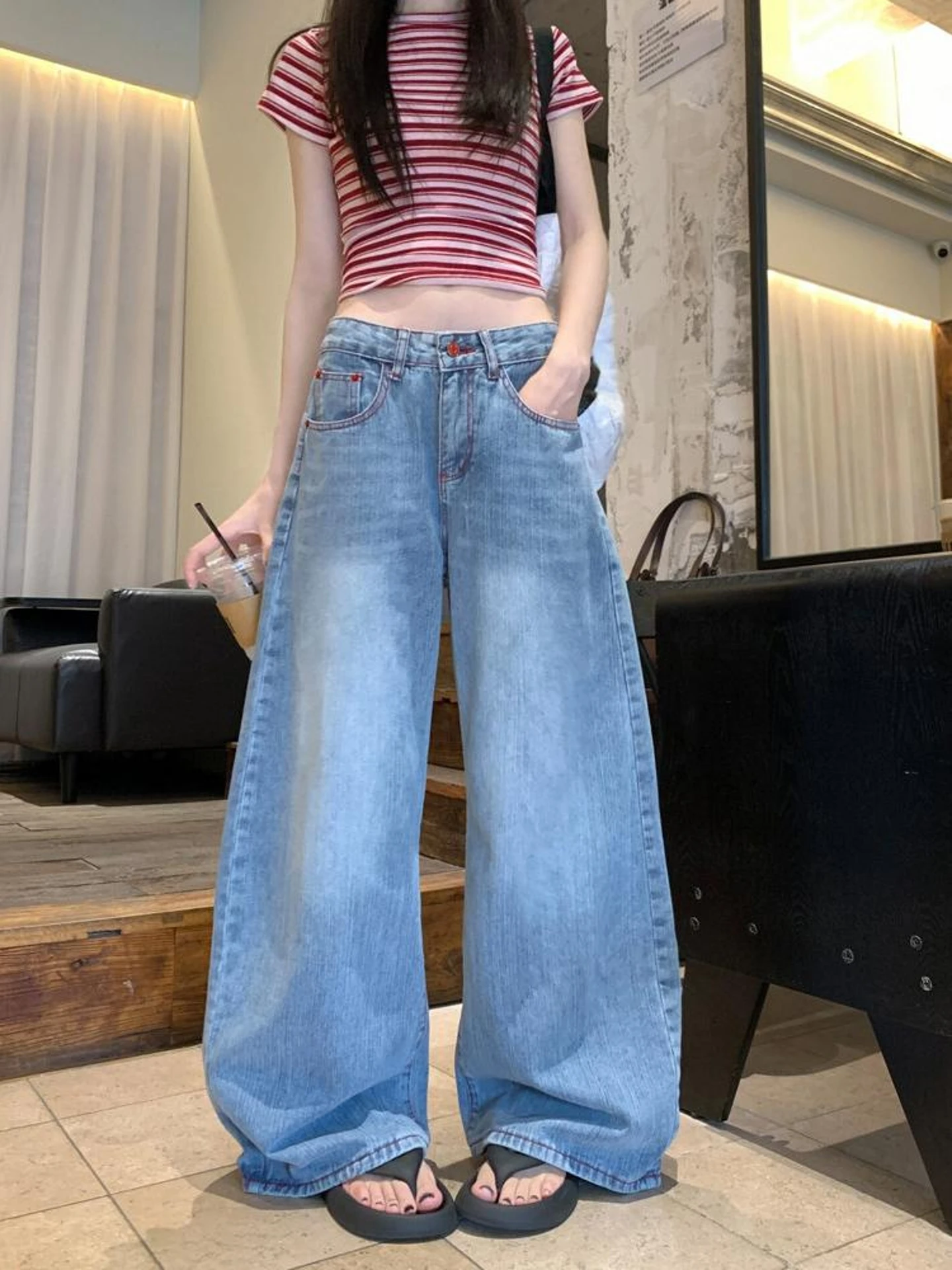 

Summer 2026 High Waist Embroidered Wide Leg Jeans Women's Fashionable Casual Wear Resistant Machine Washed Floor Length