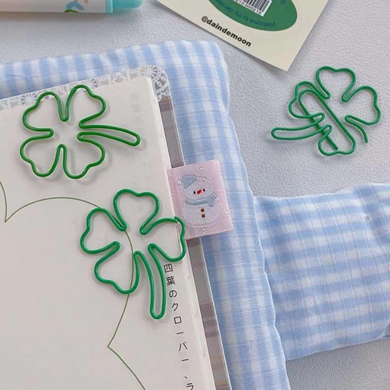 

10/20Pcs Lucky Four-Leaf Clovers Paper Clips Metal Paperclip for Bookmarks Photo Organizer Clip INS Style Binding Clamp with Box