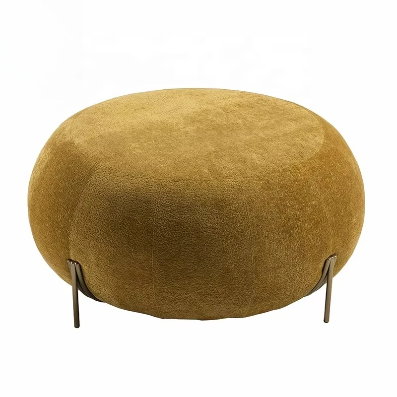 Fabric upholstery metal legs curved mats