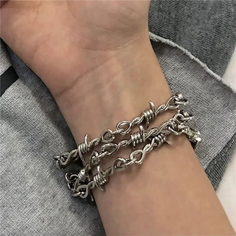 

AONEQ-200Pcs Gothic Barbed Wire Thorns, Silver Metal Thorns Pendant Accessories, Vintage Metal Connector Charms