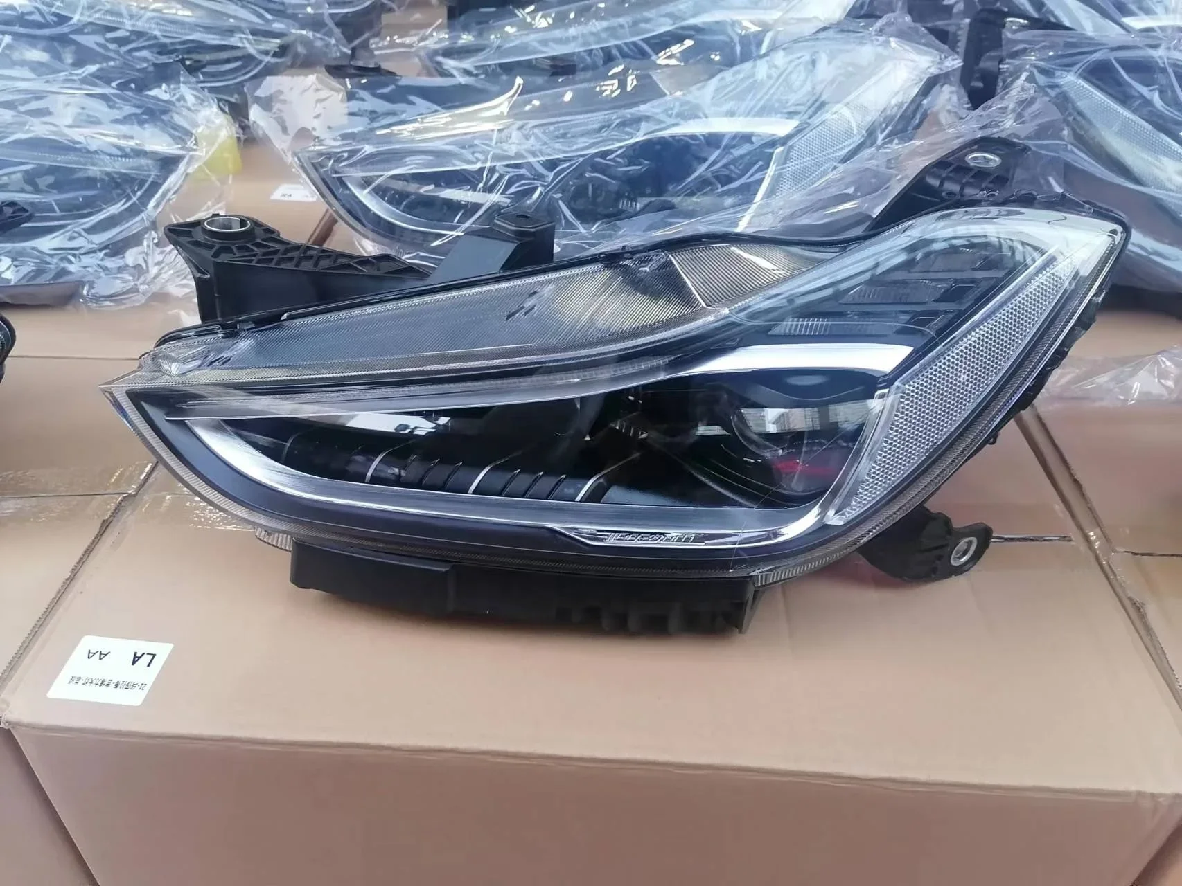 

Светодиодные фары для Maserati Ghibli 2014-2019, обновление новой фары