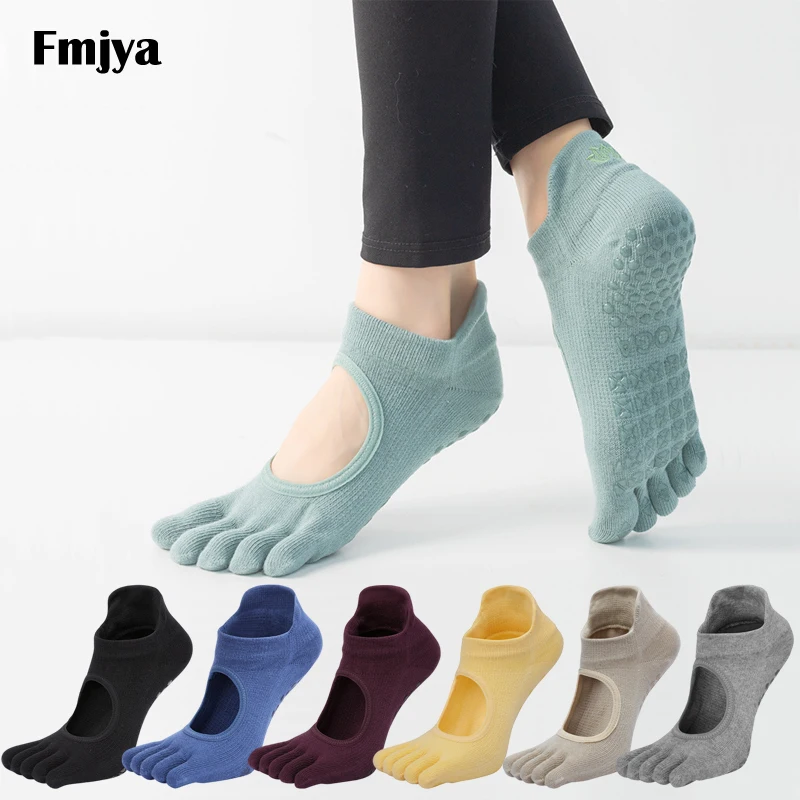 

Non Slip Yoga Socks Women Backless Five Fingers Socks Gym Fitness Sports Pilates Dance Ballet Cotton Embroidered Toe Socks