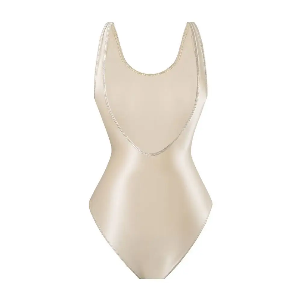 Skin color satin u-neck