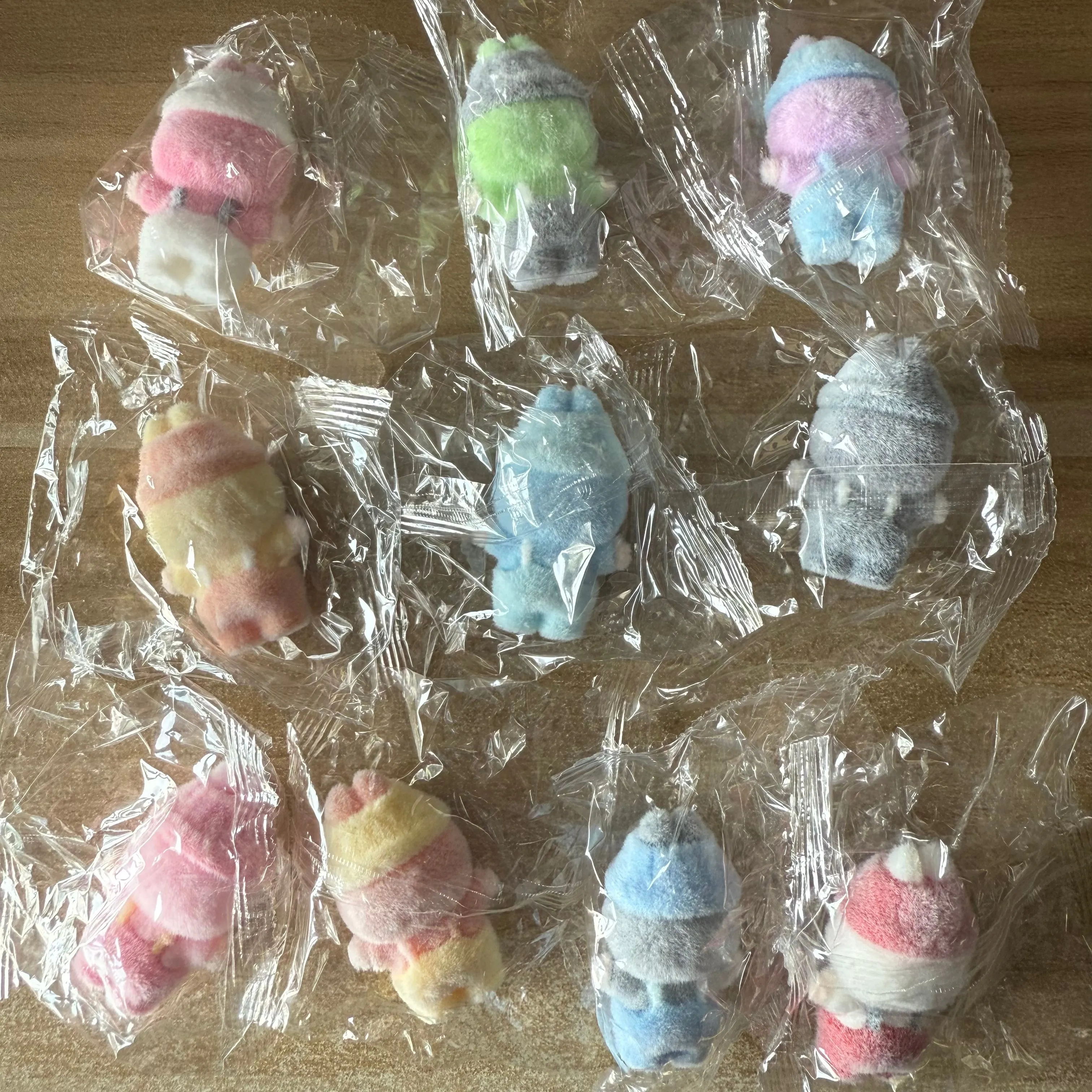 

Cute Anime Ornaments DIY Mini Action Figure Accessories Kawaii Dolls Christmas Halloween Birthday Festival Gifts Toy