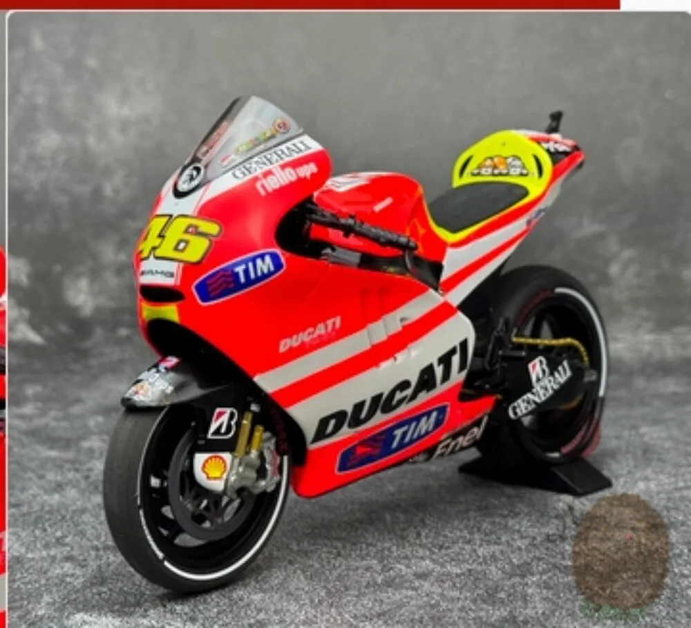 

MINICHAMPS 1/12 DUCATI GP11 N 46 # Модель мотоцикла Rossi из литого сплава, подарок