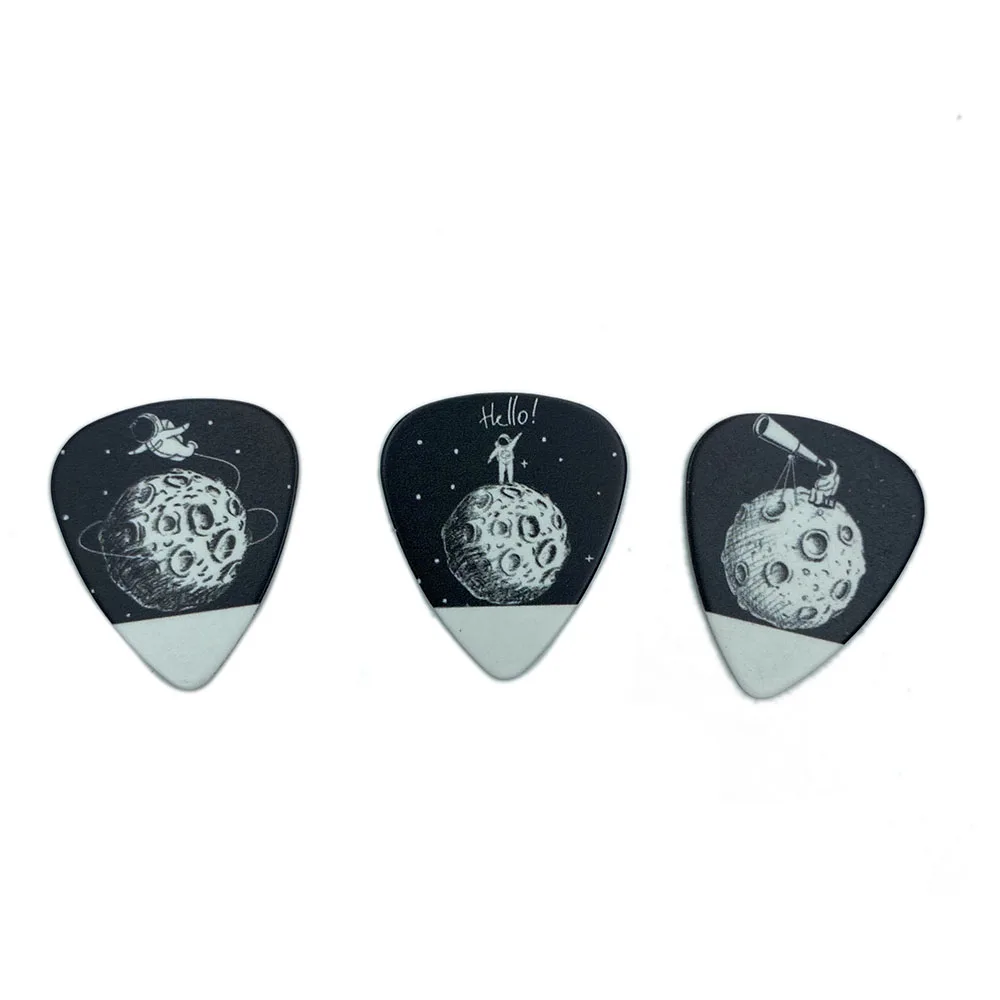 18 Pack Universe series Guitar Picks With Tin Box Medium 0.71mm Celluloid Guitar Plectrum Guitar Accessories For Acoustic