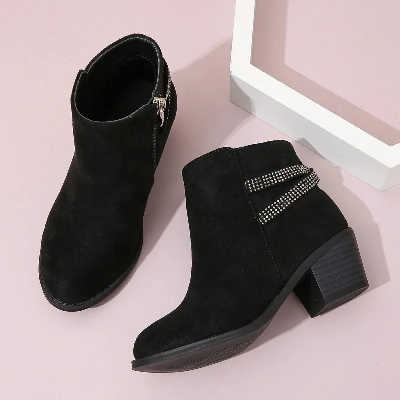 Winter Pure Black Versatile Cotton Boots with Thick Heels, New Plush Warm Girls Cotton Boots Non-slip Rhinestones Elegant Kids