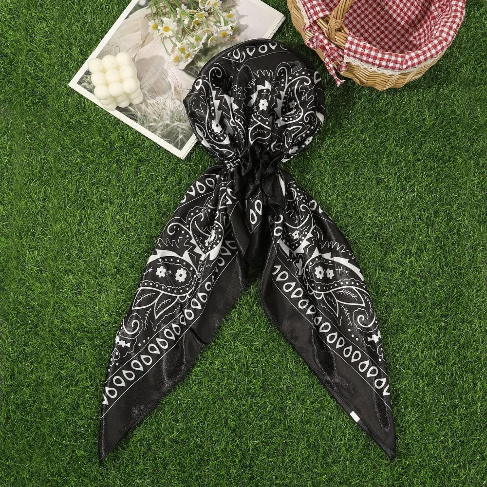 

Fashion Leopard Print Print Turban Hat Satin Elegant Thin Women Head Scarf Breathable Soft Silk Scarves Summer Accessories