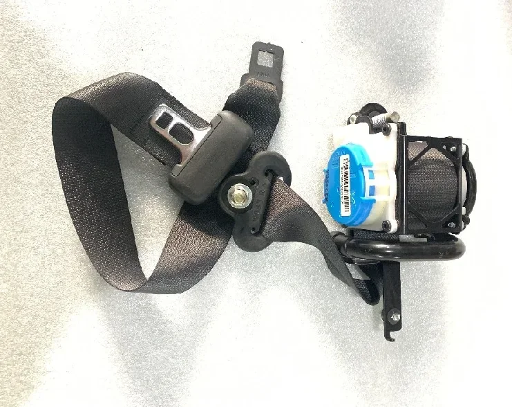 

SAIC MAXUS T60 original right front seat seat belt C00026123