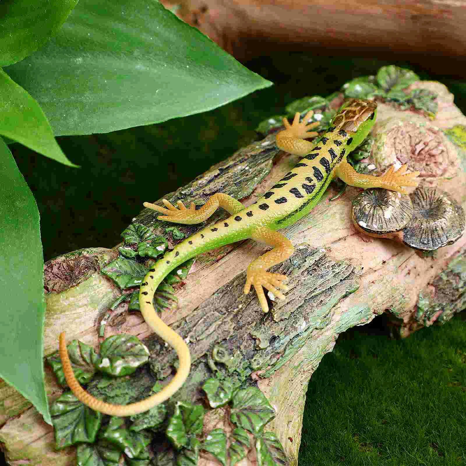 Plastic Simulation Lizard Decor Animal Models Ornament Trick Toys for Kids Simulation Lizard Model Animal Recognizing Toys