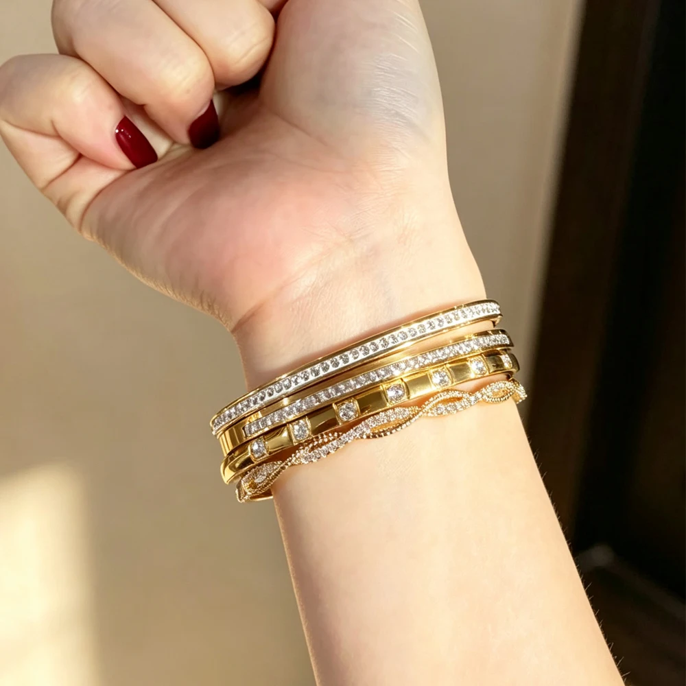 Yupsk 8-teiliges Set aus Edelstahl-Armbändern und -Ringen für Damen, exquisiter, glänzender Schmuck mit Zirkonia-Einlagen, geeignet für den täglichen Gebrauch. – Detail 8