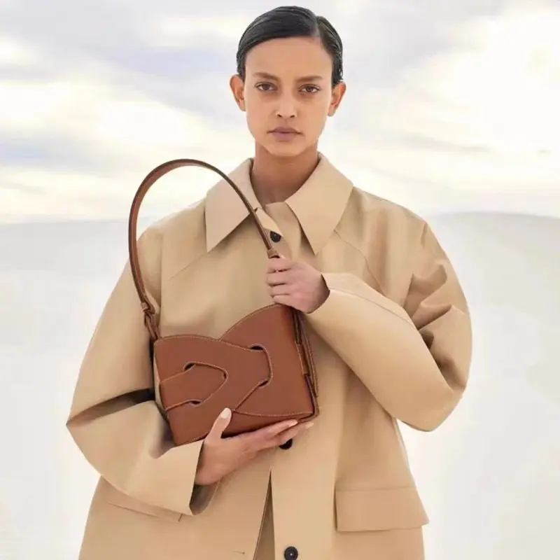 French Niche 2025 New High-end Light Luxury Underarm Bag Girl Leather Messenger Handbag Simple Woven Bag Woman Crossbody Package