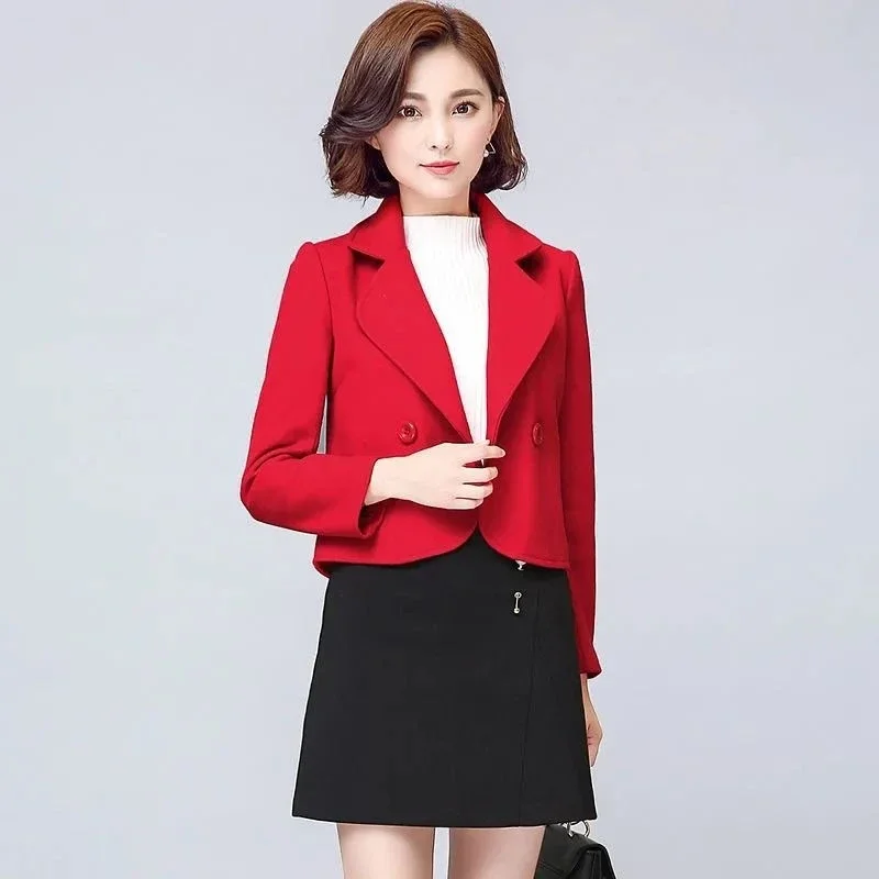 

Миниатюрное женское осенне-зимнее шерстяное пальто, короткая корейская модная модная куртка мокко тона 2025