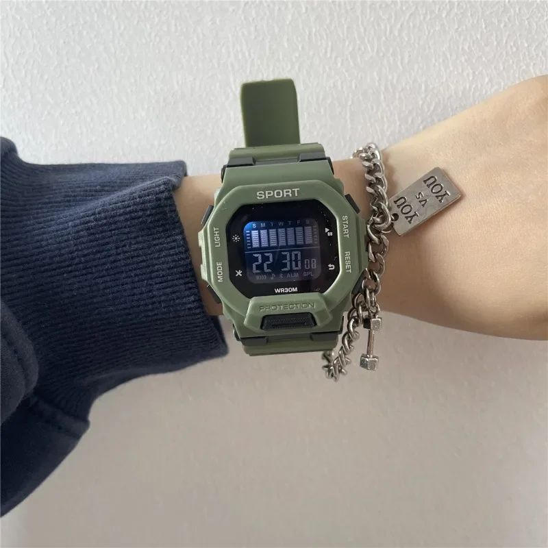 New Children's Electronic Watch Youth Sports Shock Waterproof Large Dial Digital Wristwatch for Male Female Students Wholesales images - 6