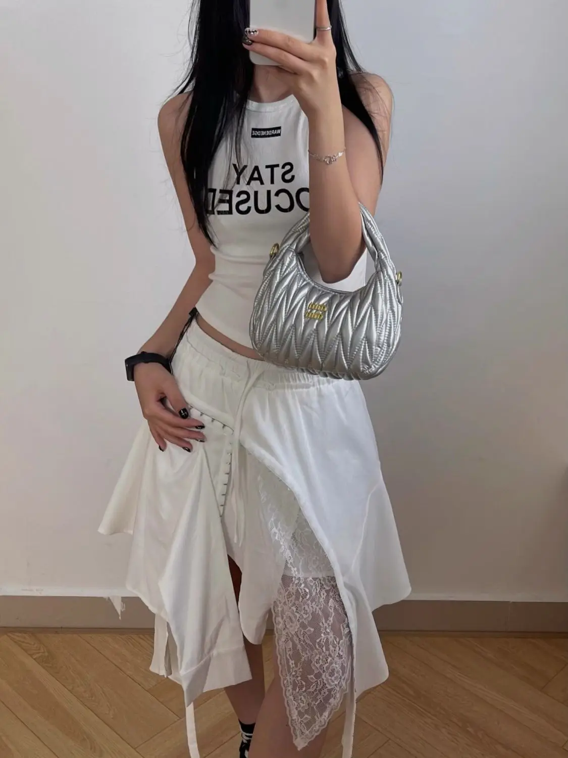 

Spice Girl Splicing Irregular White Skirt Female Slim High Waist Medium Length Skirt