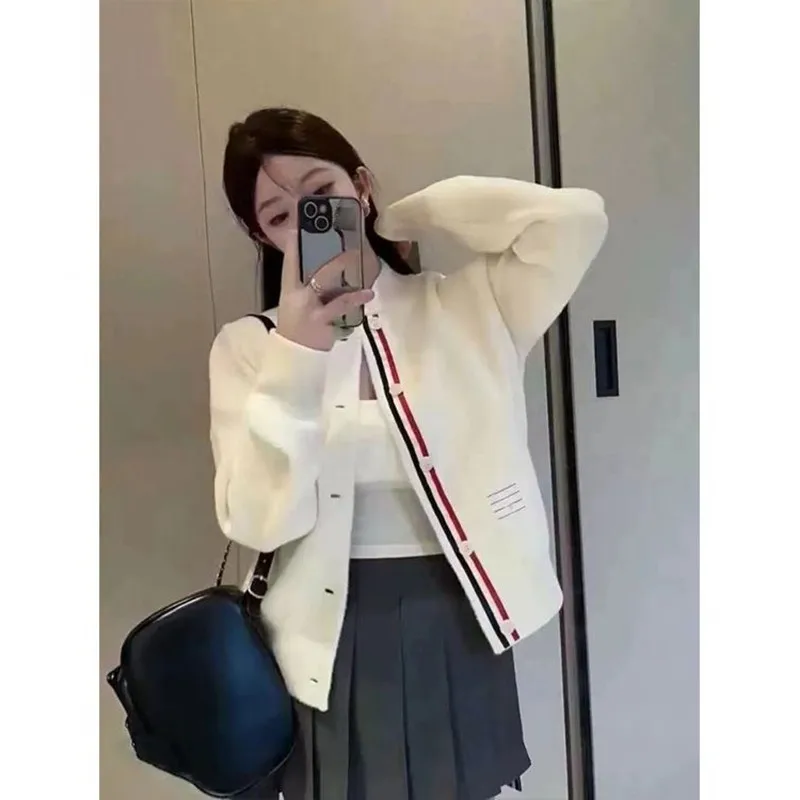 Luxury Brand Golf Sweater Women Golf Wear 2024 Autumn New Two Piece Set High Quality Golf Suits Women Golf Clothes Golf Skirt