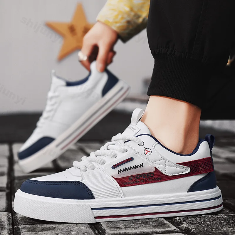 

Casual Shoes for Men Spring 2025 New Slip on Daily Versatile Sports Fashion Trend Flat Bottomed Comfortable Lightweight Sneakers