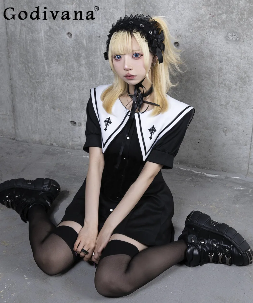 

Japanese Harajuku Aesthetic Y2k Dress Set Summer New Sweet Cool Girl's Dark Gothic Short-sleeved Top and Shorts 2-piece Set