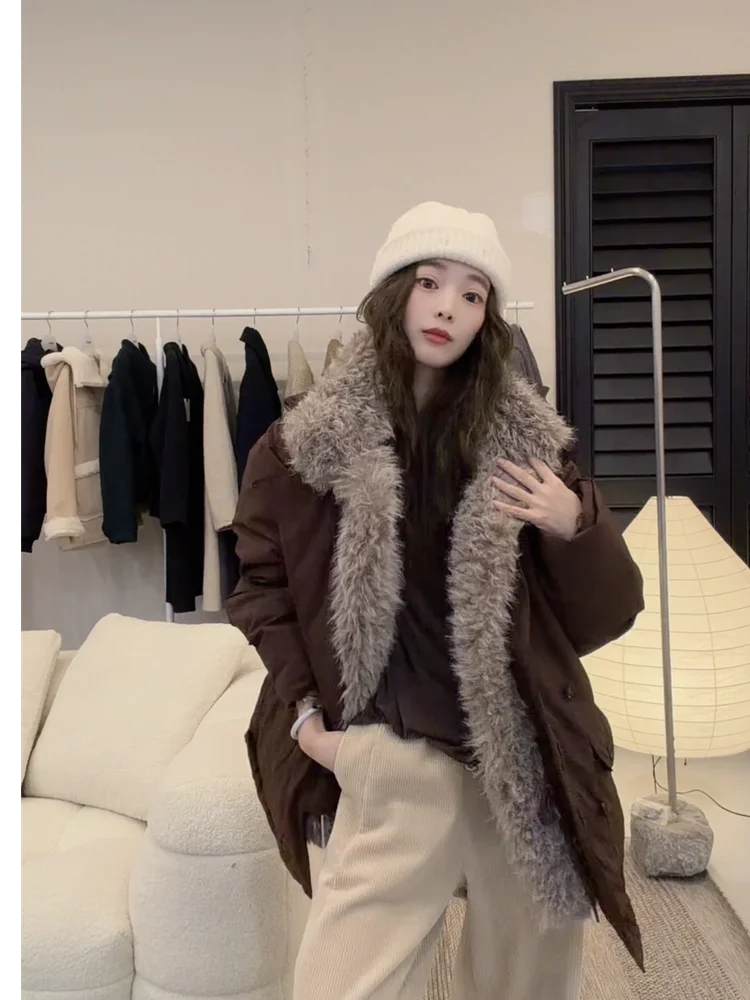 

Утепленная женская куртка средней длины с меховым воротником, повседневная, теплая, функциональная, с длинными рукавами